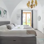 Live Work Relax In Wachau - 60m2 Perfect For Any Occasion With Garden * Mautern