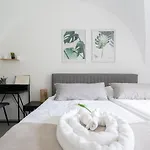 Live Work Relax In Wachau - 60m2 Perfect For Any Occasion With Garden Mautern