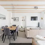 Live Work Relax In Wachau - 60m2 Perfect For Any Occasion With Garden Mautern