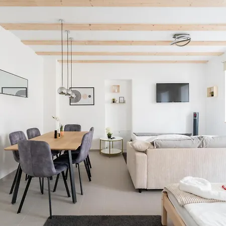 Live Work Relax In Wachau - 60m2 Perfect For Any Occasion With Garden Mautern an der Donau