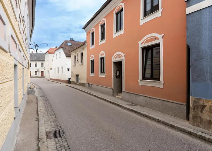 Live Work Relax In Wachau - 60m2 Perfect For Any Occasion With Garden Apartment Mautern